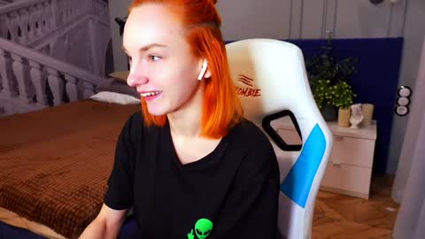 Nillie online show from February 1, 9:29 pm