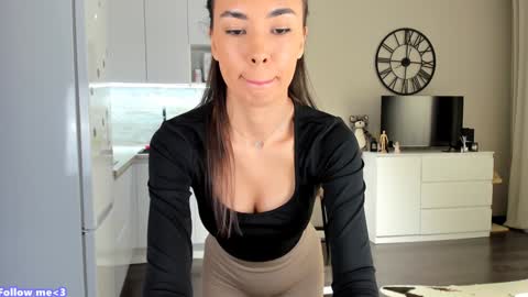 Bella online show from January 22, 1:00 pm