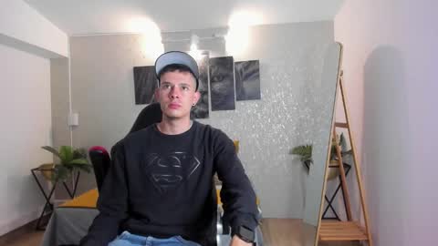 Nils online show from September 13, 2:33 am