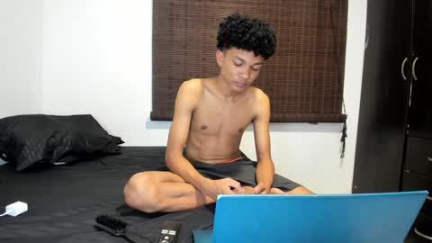 Snapshot of nilx_moon09 chatting on January 9, 2:54 am Nilx Jhon and Addam online show from January 9, 2:54 am