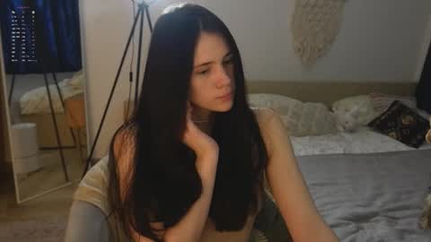 Jennet online show from November 8, 5:23 pm