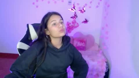 nina__777 online show from December 17, 11:27 am