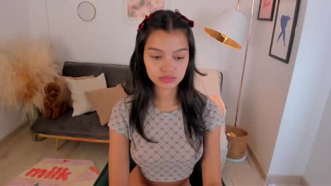 NINA online show from February 5, 7:53 pm