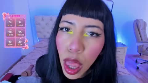 Snapshot of nina_fooxxx chatting on October 21, 12:28 pm Nina Fox online show from October 21, 12:28 pm