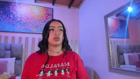 Snapshot of nina_glow_ chatting on May 26, 11:17 am nina_glow_ online show from May 26, 11:17 am