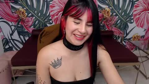 Snapshot of nina_harpper chatting on September 21, 1:02 pm Nina online show from September 21, 1:02 pm