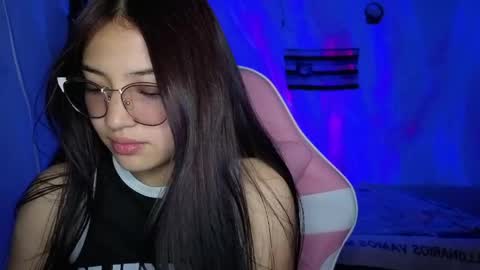 Snapshot of nina_hot59 chatting on May 28, 2:31 am nina_hot59 online show from May 28, 2:31 am