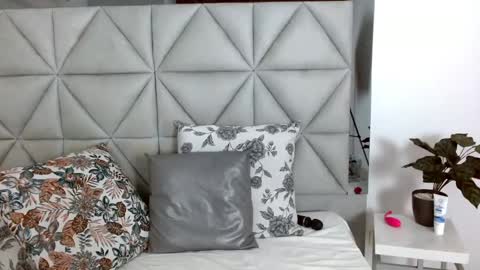  Nina  online show from December 11, 2:30 am