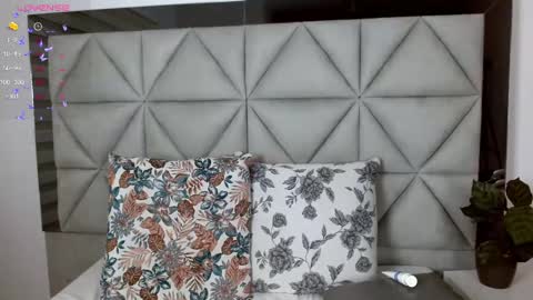  Nina  online show from December 17, 11:49 pm