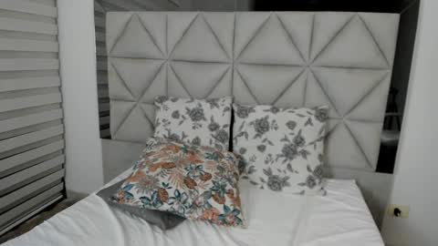  Nina  online show from March 2, 2:08 am