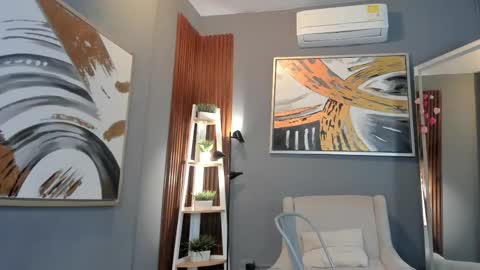 Nina online show from February 13, 10:55 am