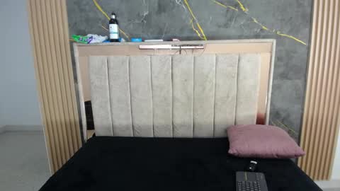 nina online show from January 16, 5:50 pm