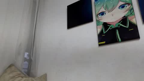 Ninaa fox online show from February 3, 10:43 pm