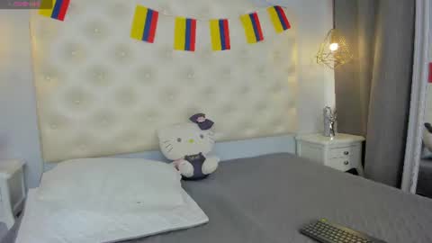 Snapshot of ninaavelvett chatting on July 6, 12:35 pm Nina online show from July 6, 12:35 pm
