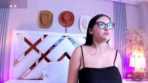 Nina online show from February 25, 5:08 am