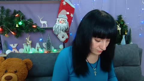 ninaflawlees online show from December 5, 8:11 pm