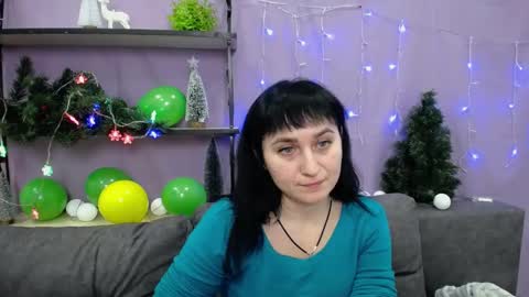 ninaflawlees online show from January 10, 2:35 am