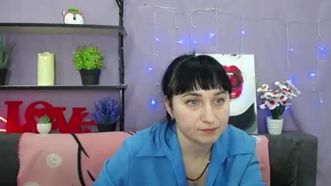 ninaflawlees online show from March 12, 12:10 am