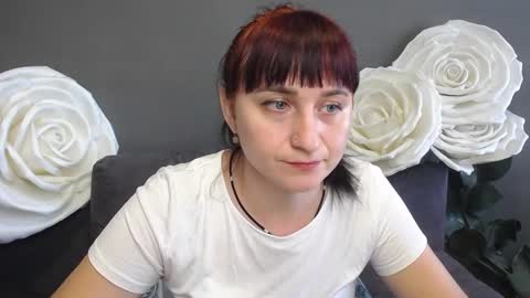 ninaflawlees online show from September 16, 11:55 am