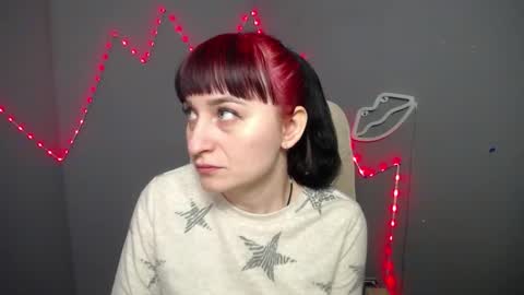 ninaflawlees online show from March 26, 7:03 am