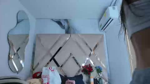 ninahtx online show from September 8, 9:03 pm