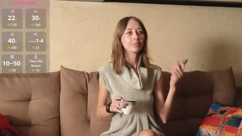 NinaNovalicious online show from October 1, 7:25 am