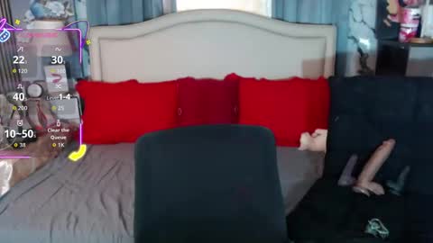 ninarussell online show from April 22, 2:25 am