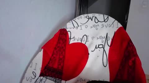 ninasky19 online show from April 10, 11:53 pm