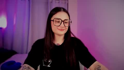 ninavolkov online show from October 17, 11:07 pm