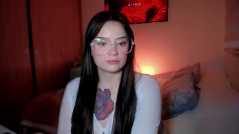 Snapshot of ninavolkov chatting on July 7, 10:25 pm ninavolkov online show from July 7, 10:25 pm