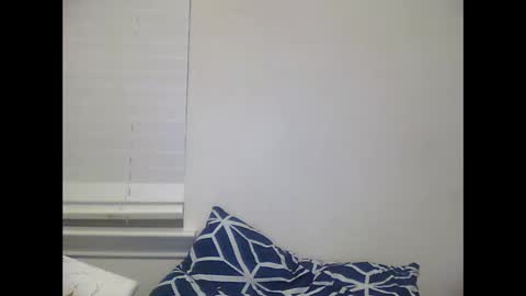 Snapshot of nineinchnailer313 chatting on April 4, 9:29 am nineinchnailer313 online show from April 4, 9:29 am