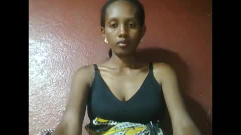 ninie246746 online show from January 16, 5:00 am