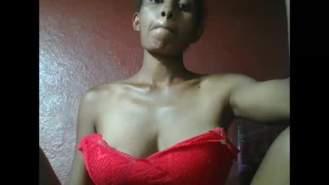 ninie246746 online show from January 25, 1:41 pm