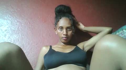 ninie246746 online show from February 8, 5:50 pm