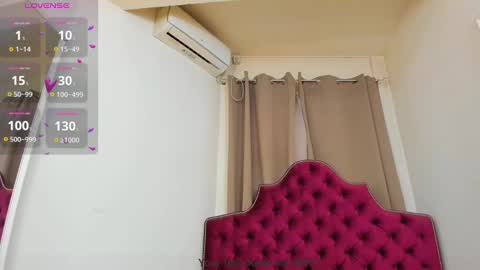 nina dee online show from January 21, 7:37 am