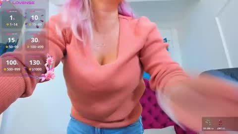 nina dee online show from October 20, 3:40 am