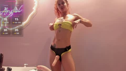Ninna  online show from December 14, 7:46 pm