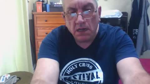 Dennis online show from November 21, 3:44 pm