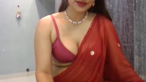 Snapshot of nisha_baby chatting on June 11, 4:43 am Nishu online show from June 11, 4:43 am