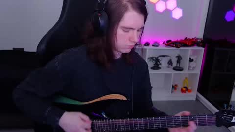 nitroshade online show from December 18, 2:50 am