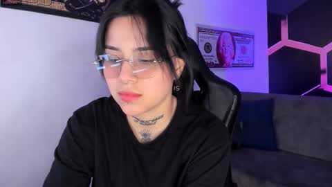 Nixie online show from October 5, 5:44 pm
