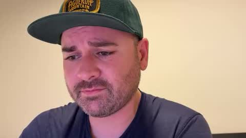 Snapshot of njerseydude82 chatting on February 23, 5:05 am Jason online show from February 23, 5:05 am