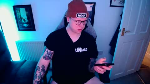 Snapshot of nlrb93 chatting on December 18, 7:30 pm BNate93 online show from December 18, 7:30 pm