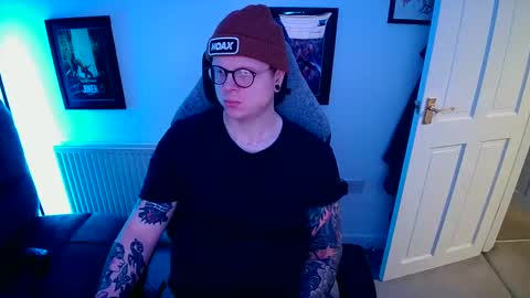 Snapshot of nlrb93 chatting on December 29, 3:46 pm BNate93 online show from December 29, 3:46 pm