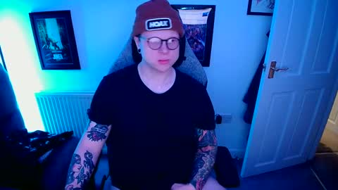 Snapshot of nlrb93 chatting on January 3, 7:39 pm BNate93 online show from January 3, 7:39 pm