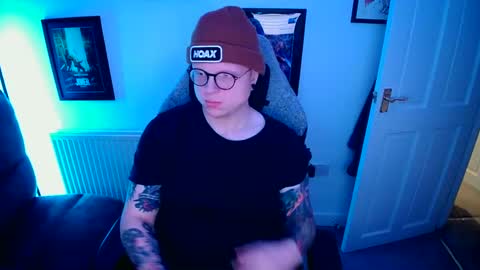 Snapshot of nlrb93 chatting on January 21, 6:55 pm BNate93 online show from January 21, 6:55 pm