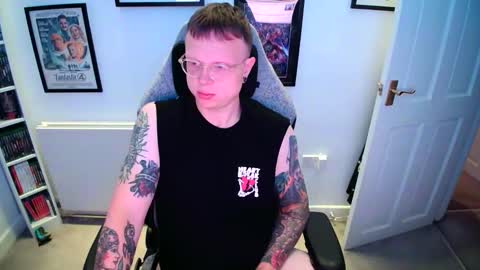 Snapshot of nlrb93 chatting on September 15, 6:30 pm BNate93 online show from September 15, 6:30 pm