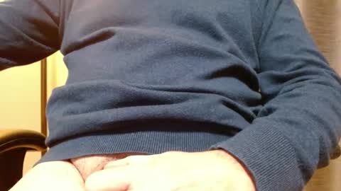 Snapshot of nmr21 chatting on December 15, 9:20 pm nmr21 online show from December 15, 9:20 pm