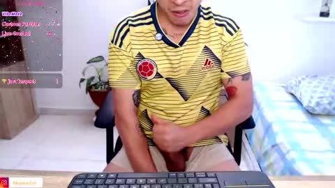 Snapshot of no_face_69 chatting on March 13, 2:45 pm x online show from March 13, 2:45 pm