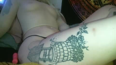 Leah online show from February 23, 1:42 pm